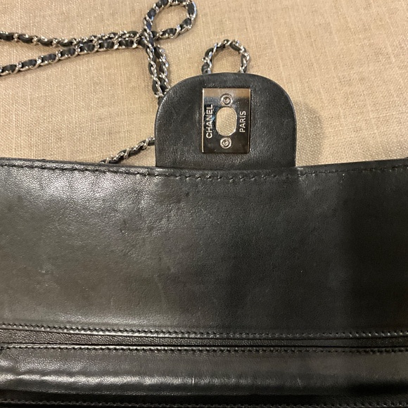 Chanel chain bag - Picture 5 of 10